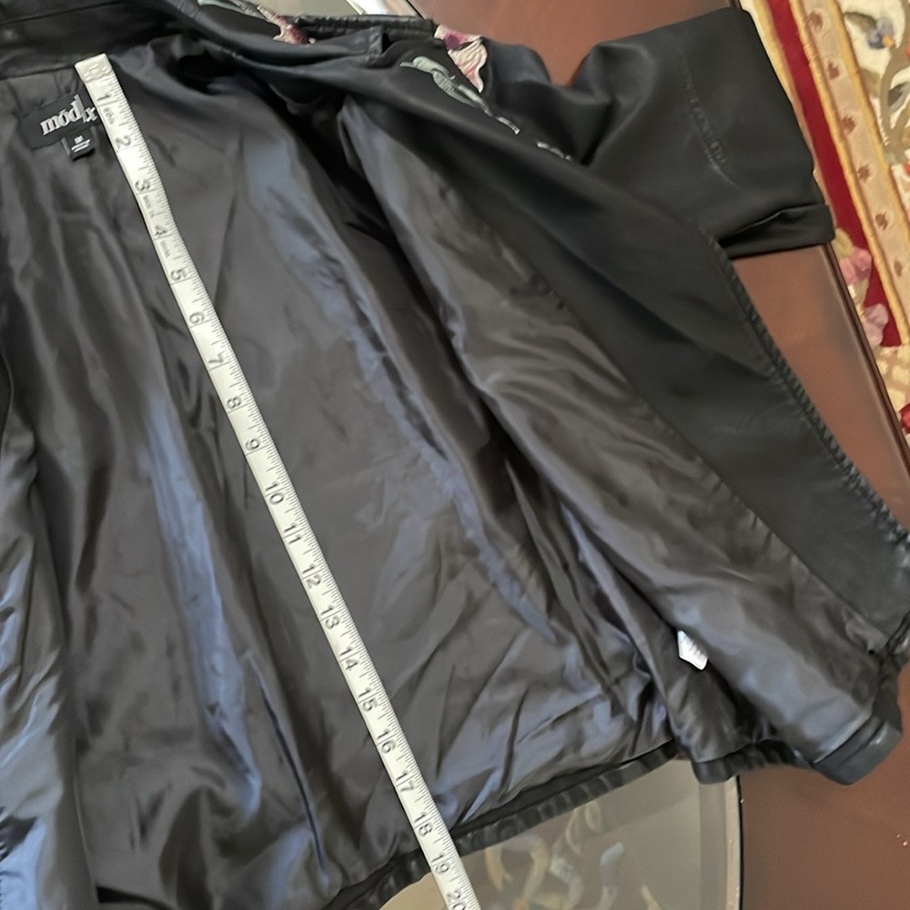 Jacket - Picture 8 of 17